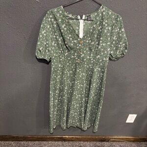 Women’s SHEIN Green Floral Dress